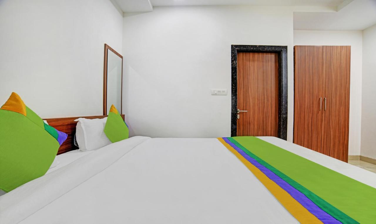 Treebo Shivaay Hotel Indore Luaran gambar