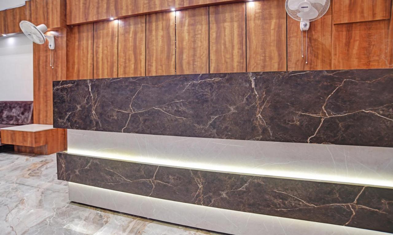 Treebo Shivaay Hotel Indore Luaran gambar